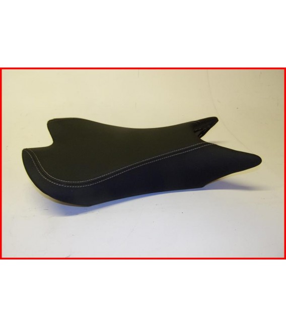 TRIUMPH STREET TRIPLE RS 2023-2024 SELLE AVANT PILOTE "accrocs" - OCCASION