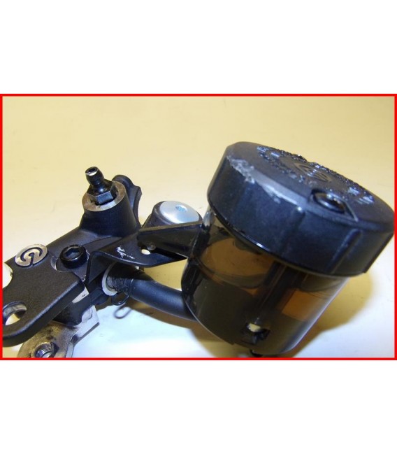 MAITRE CYLINDRE FREIN AVANT BREMBO KTM "griffures" -OCCASION