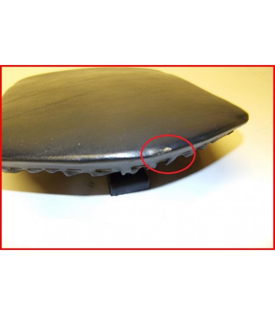 HYOSUNG GT 650 R SPORT 2005-2007 SELLE ARRIERE PASSAGER " 1 accroc" - OCCASION