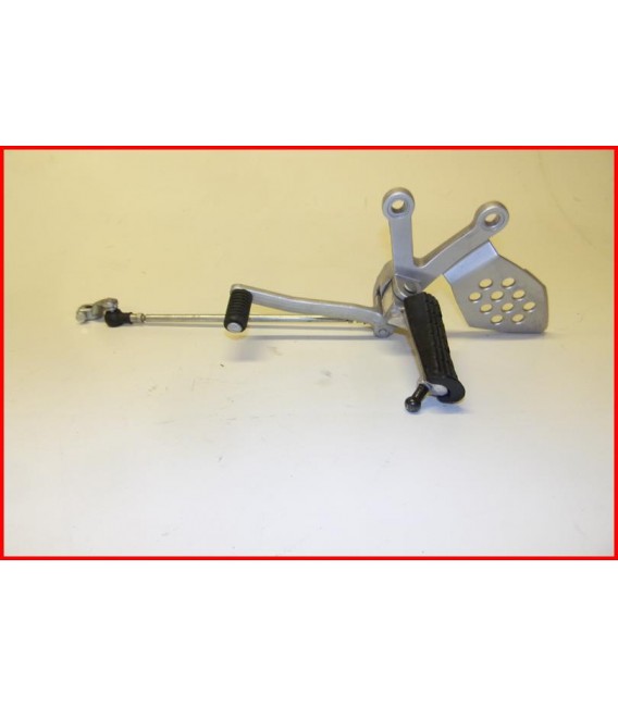 HYOSUNG GT 650 R SPORT 2005-2007 PLATINE CALE PIED AVANT GAUCHE - OCCASION