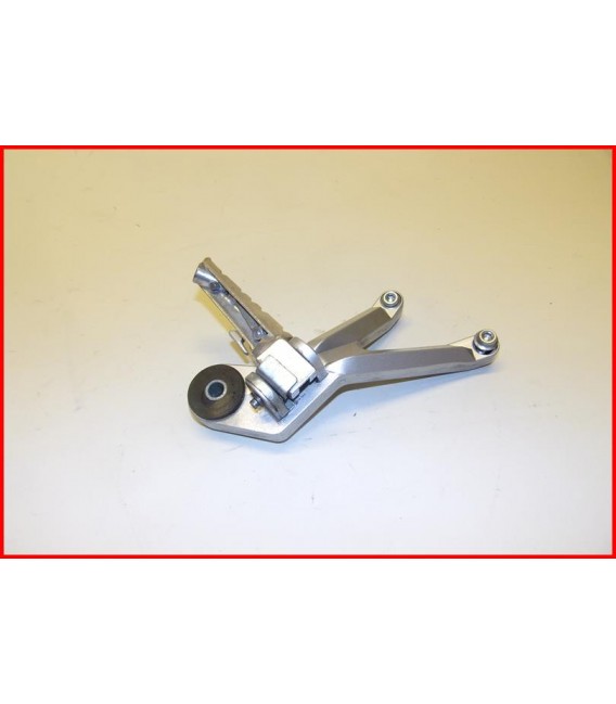 HYOSUNG GT 650 R SPORT 2005-2007 PLATINE CALE PIED ARRIERE DROITE - OCCASION