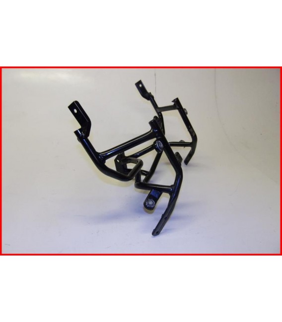 HYOSUNG GT 650 R SPORT 2005-2007 ARAIGNEE SUPPORT DE CARENAGE AVANT- OCCASION