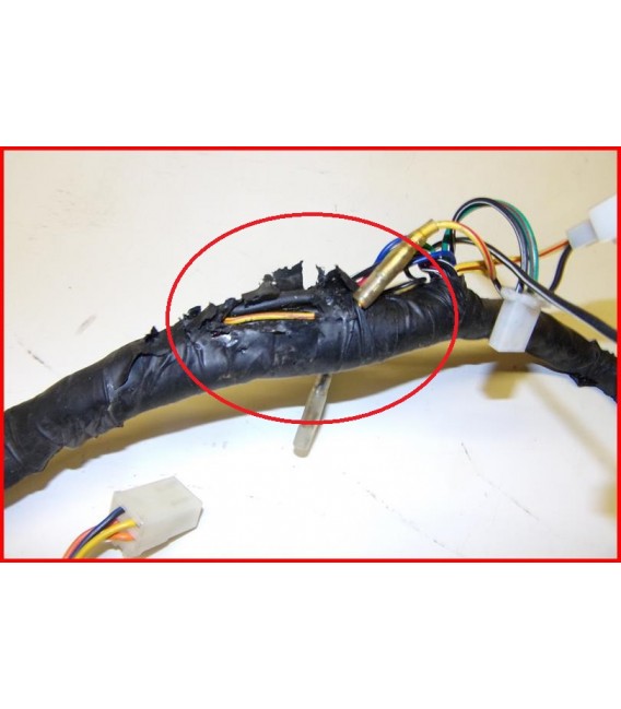 HYOSUNG GT 650 R SPORT 2005-2007 FAISCEAU ELECTRIQUE "pour pièces " - OCCASION