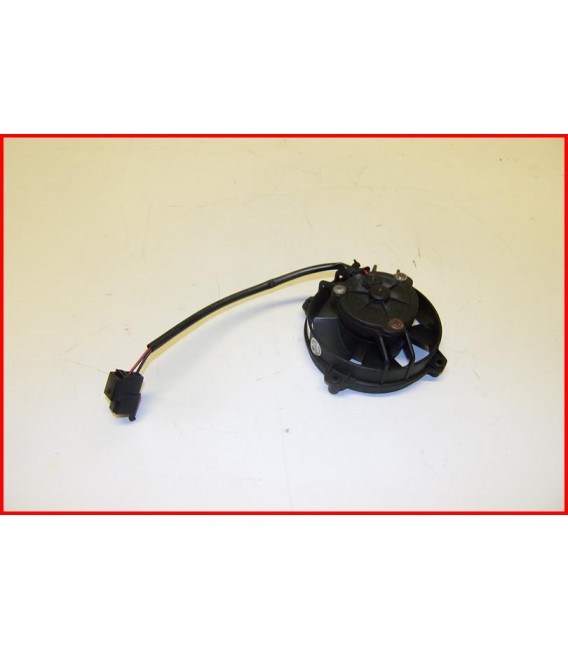 YAMAHA XMAX 125 2006-2009 VENTILATEUR DE RADIATEUR -OCCASION