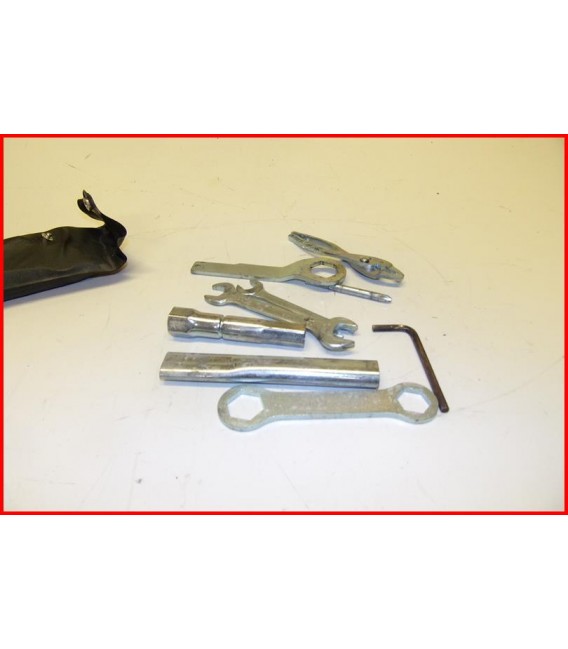 YAMAHA XJR 1200 1995-1998 TROUSSE A OUTILS -OCCASION