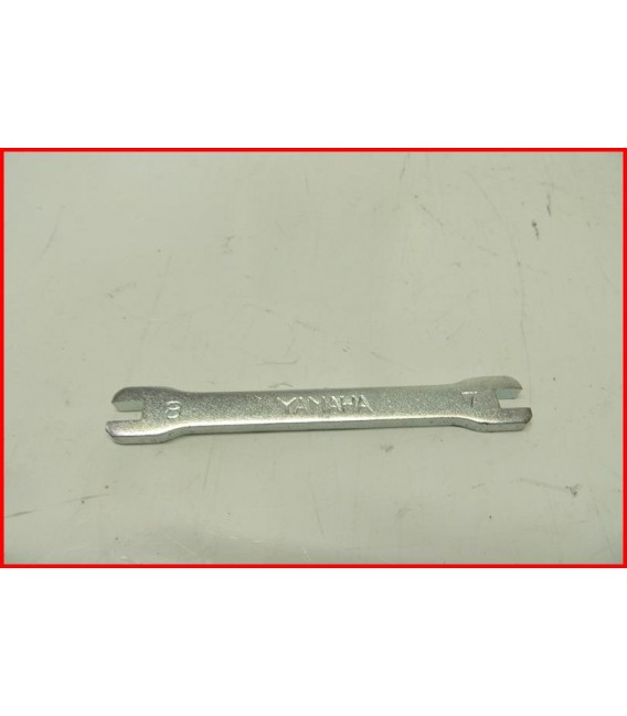 YAMAHA CLEF A RAYONS TAILLE 7 et 8 -OCCASION