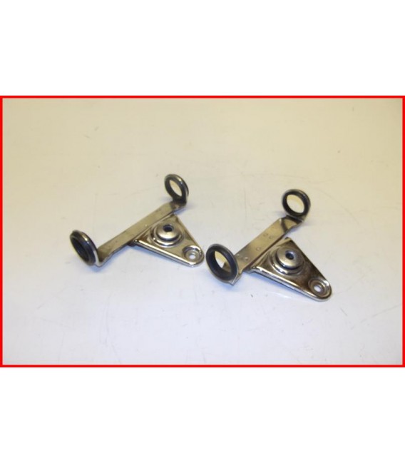 SUZUKI GN 125 1992-1996 2 SUPPORTS DE PHARE AVANT -OCCASION