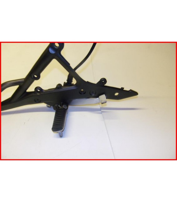 KAWASAKI ER6 650 2009-2011 PLATINE CALE PIED DROITE -OCCASION