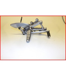 APRILIA RS 50 1999-2005 PLATINE CALE PIED DROITE -OCCASION