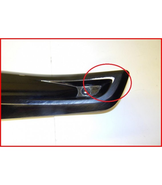 YAMAHA XMAX X MAX 125 2010-2013 CARENAGE DROIT - OCCASION