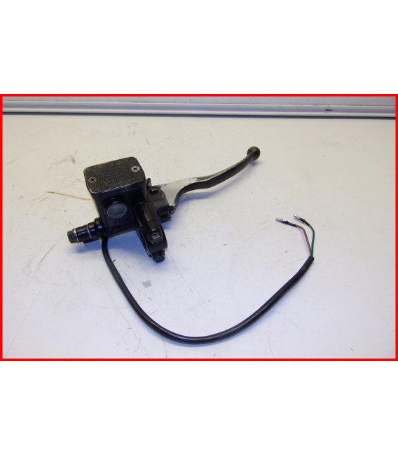 KYMCO KXR 250 2004-2007 MAITRE CYLINDRE DE FREIN AVANT DROIT- OCCASION