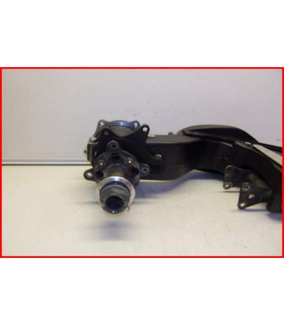 TRIUMPH 1050 SPRINT ST 2005-2010 BRAS OSCILLANT ARRIERE- OCCASION