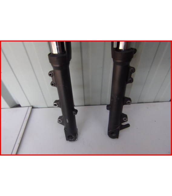 TRIUMPH 1050 SPRINT ST 2005-2010 FOURCHE- OCCASION