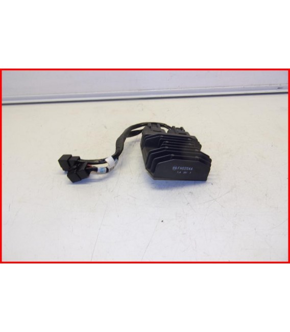 TRIUMPH DAYTONA 675 2006-2008 REGULATEUR DE TENSION- OCCASION