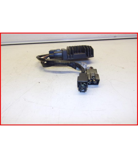 TRIUMPH DAYTONA 675 2006-2008 REGULATEUR DE TENSION- OCCASION