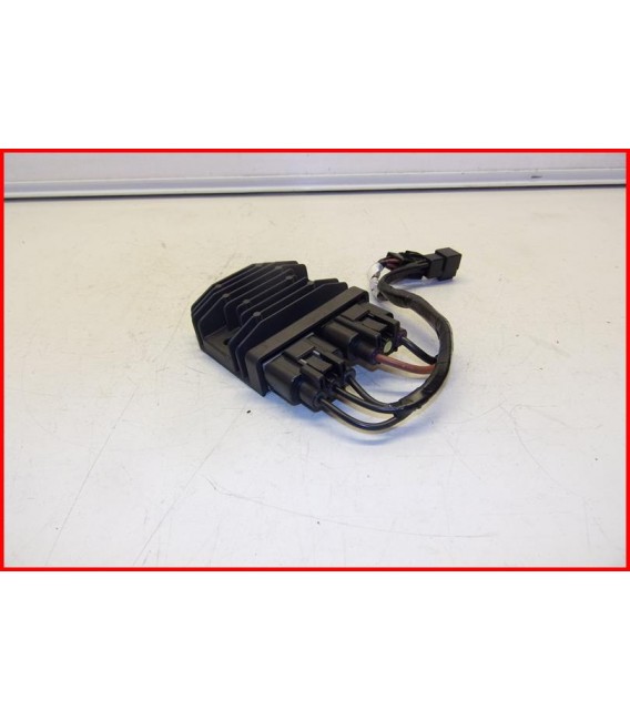 TRIUMPH DAYTONA 675 2006-2008 REGULATEUR DE TENSION- OCCASION