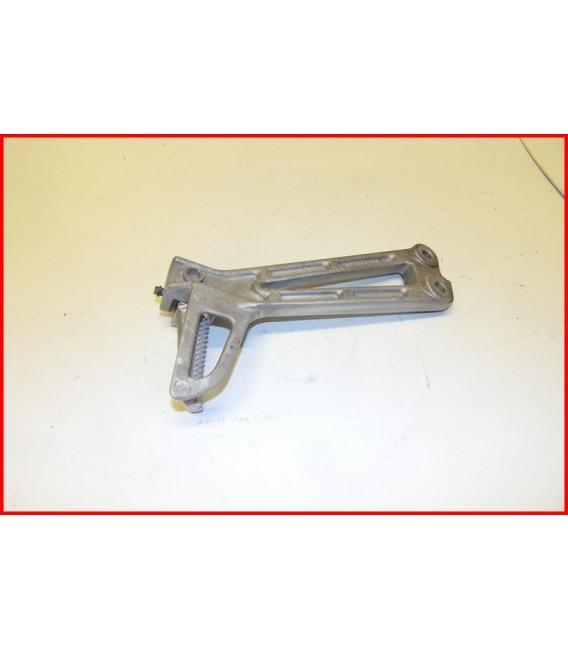 YAMAHA TDR 125 1997-2002 PLATINE CALE PIED ARRIERE DROITE - OCCASION