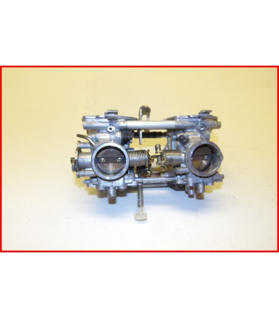 SUZUKI GS 500 E GSE 2001-2002 RAMPE DE CARBURATEUR- OCCASION