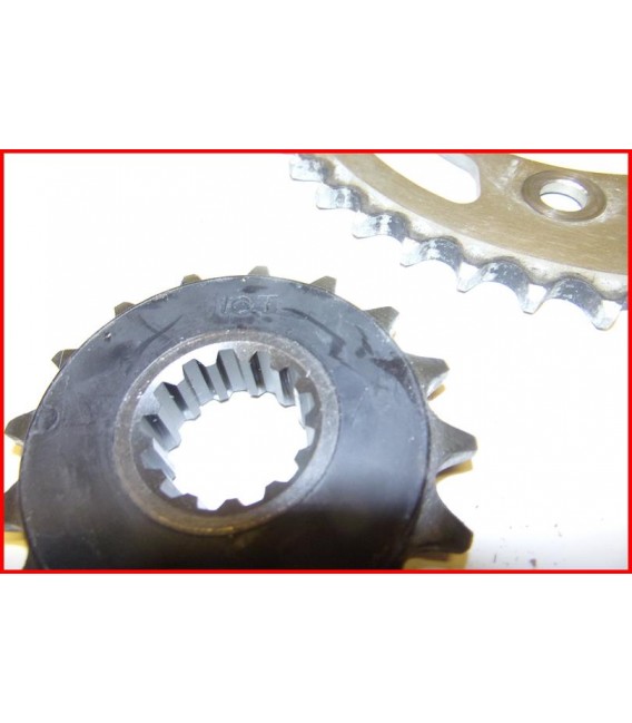 HONDA HORNET 600 2007-2010 PIGNON ET COURONNE KIT CHAINE - OCCASION