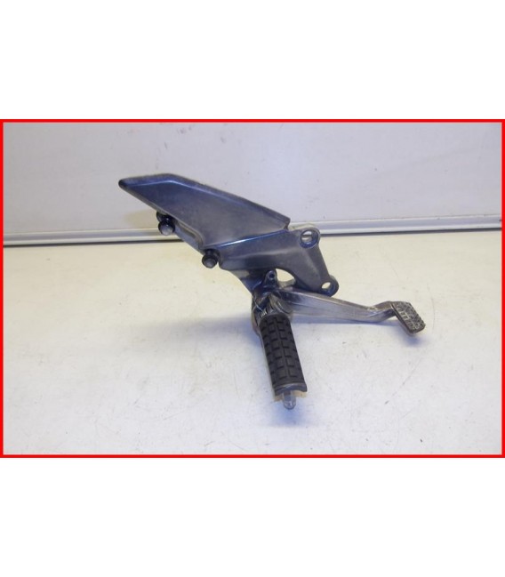 KAWASAKI ZXR 750 1989-1990 PLATINE CALE PIED AV DROITE -OCCASION