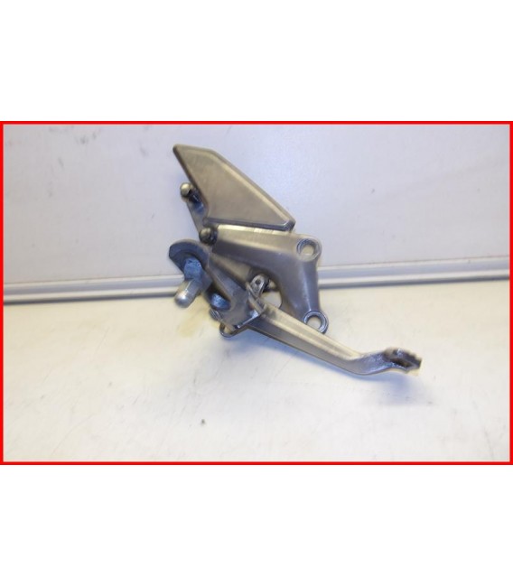 KAWASAKI ZXR 750 1989-1990 PLATINE CALE PIED AV DROITE -OCCASION